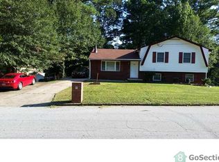 933 King James Dr, Morrow, GA