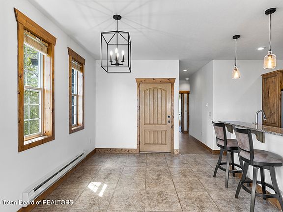 3rd image of 715 Moraine Ct #42