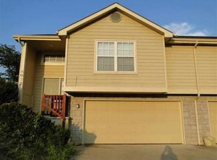 4972 Stoneback Dr, Lawrence, KS 66047