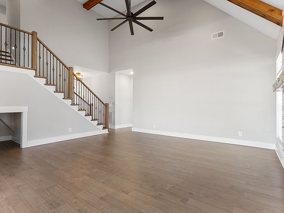 4th image of 840 Jersey Dr