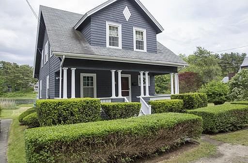 1st image of 303 Essex Ave
