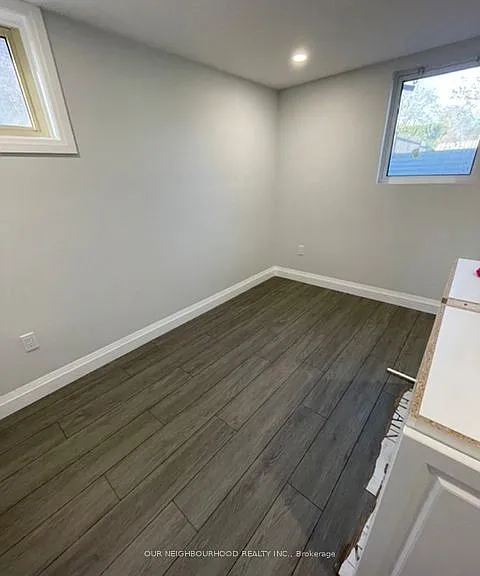 437 Fernhill Blvd #B — Photo 9