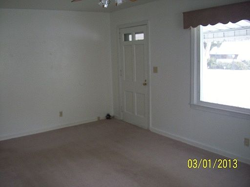 3rd image of 464 N Glenellen Ave