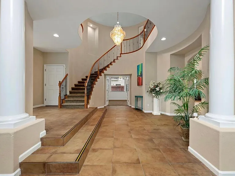 2090 Wisteria Pl — Photo 11