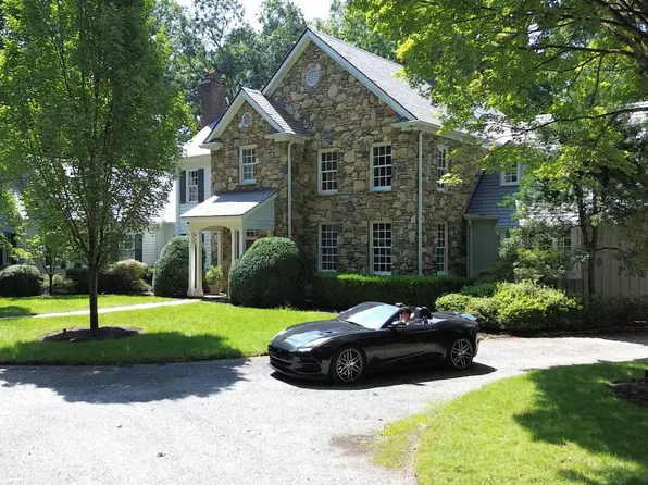 735 Jackson Grove Rd, Landrum, SC 29356