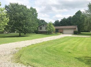 7562 Lee Rd, Westerville, OH 43081