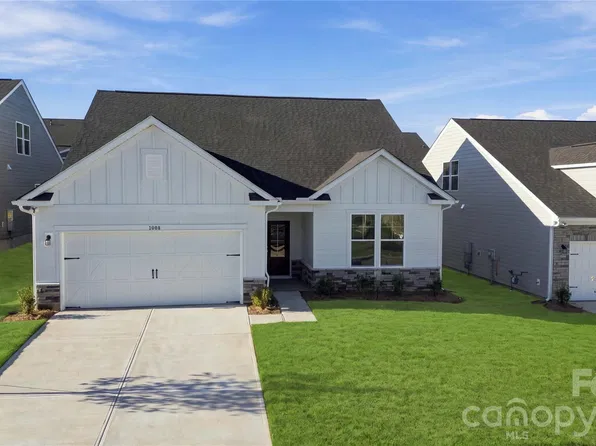 1008 Garfield Rd, Sherrills Ford, NC 28673