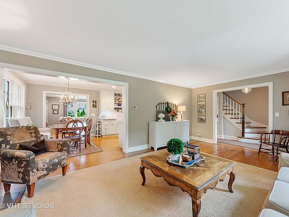 4th image of 631 S Belmont Ave