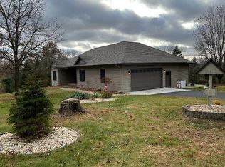 9936 S Olson Rd, Beloit, WI 53511