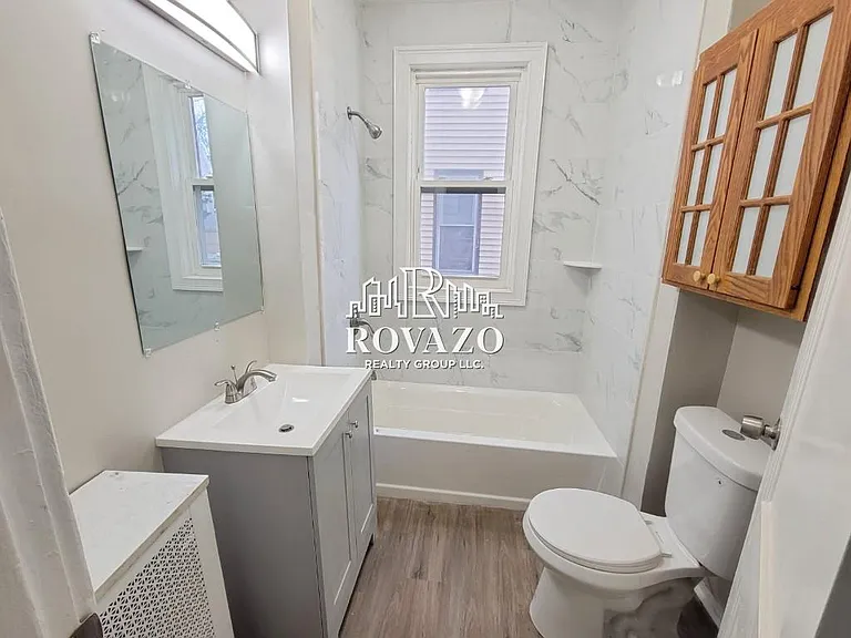 9 39th St #2A — Photo 3