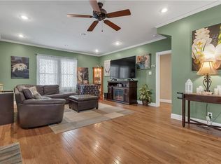 70 W Park Pl, Woonsocket, RI 02895