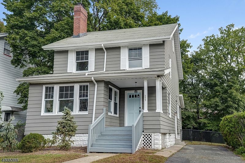 1st image of 377 Wilden Pl