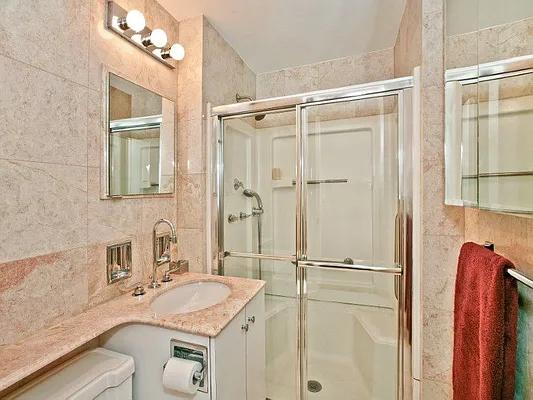 Rented by Sotheby's International Realty | media 7