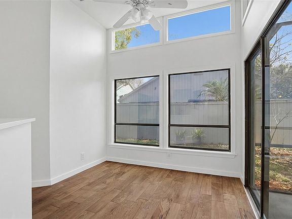 5th image of 2522 Thicket Ridge Ct