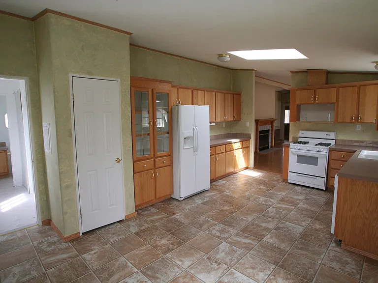 229 Silver Maple Dr — Photo 7