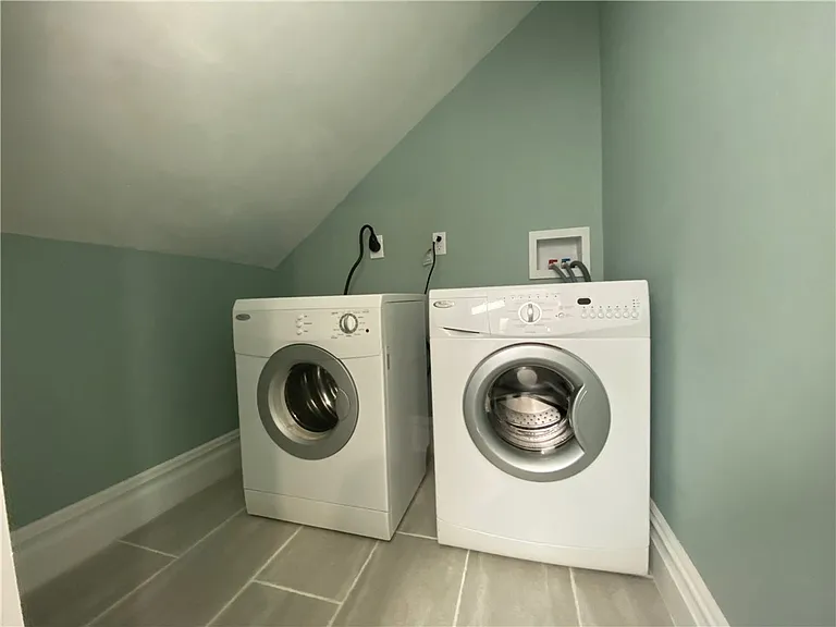 56 Cypress St #3 — Photo 4