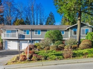 997 Cross Creek Rd, West Vancouver, BC