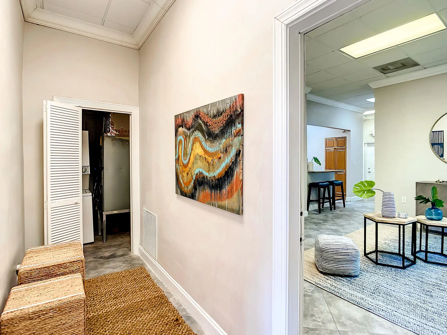 2 bed, 1000 sqft, $2,500 — Photo 3