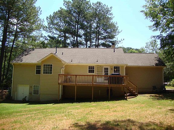 3rd image of 42 Posey Woods Dr