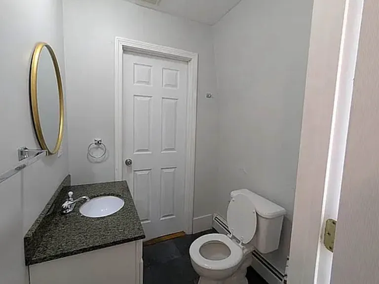 29 Brighton St #3 — Photo 9