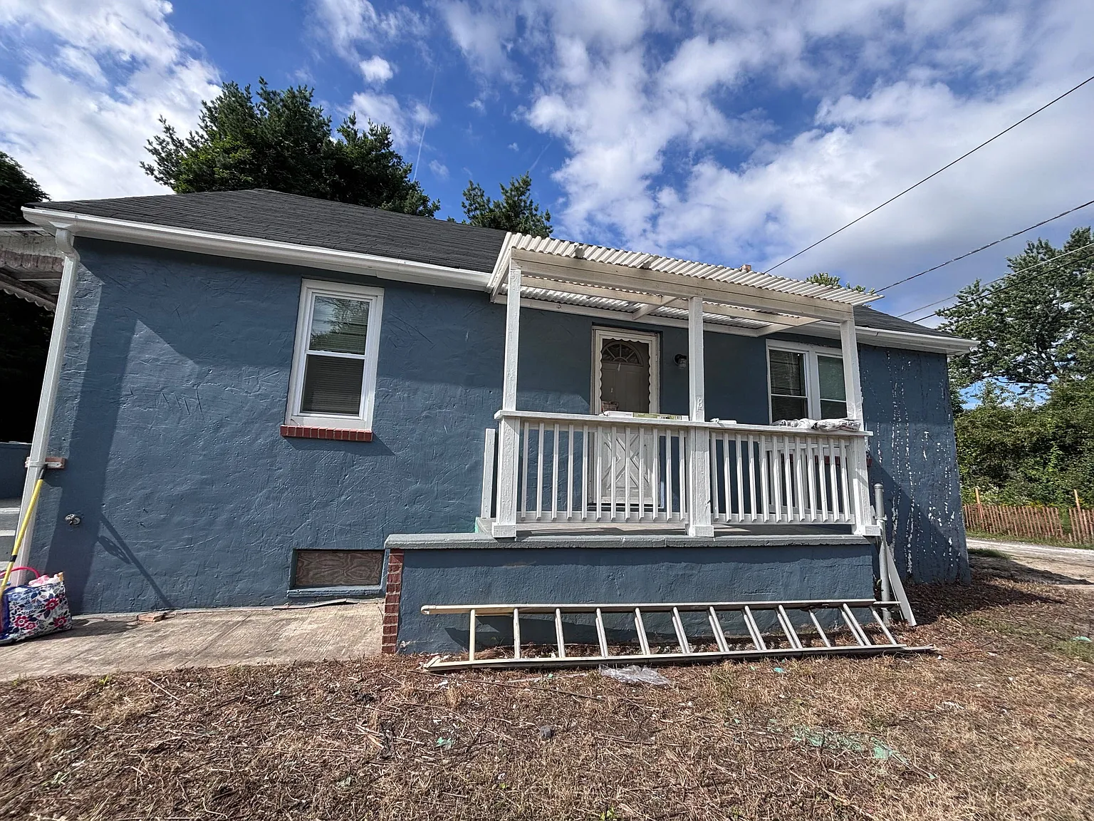 3 bed, $2,900 — Photo 1