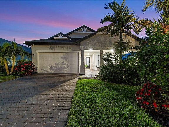 5th image of 19640 Aqua View LN