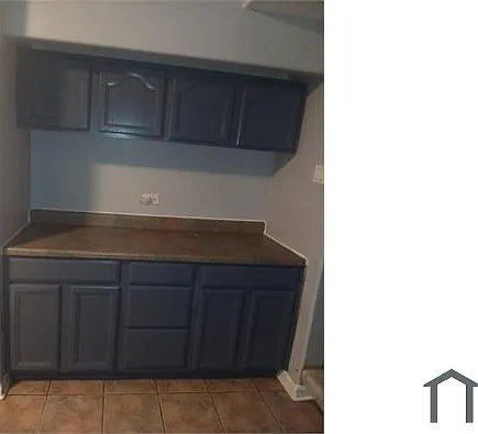 3 bed, 1600 sqft, $1,900 — Photo 3