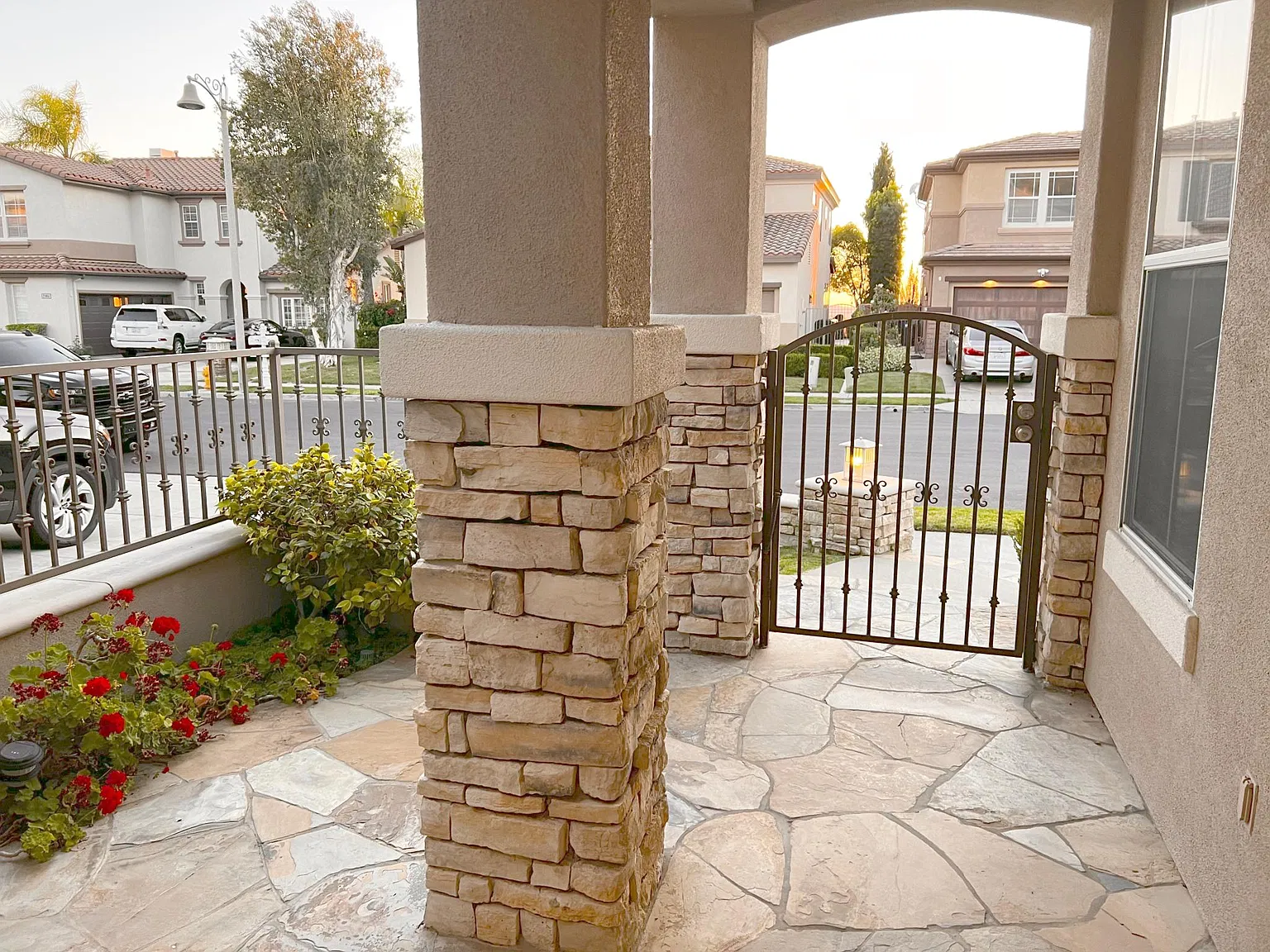5 bed, 2981 sqft, $6,500 — Photo 4