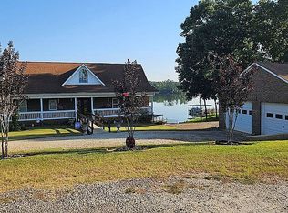 417 McGill Cir, Iva, SC 29655