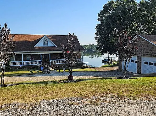 417 McGill Cir, Iva, SC 29655