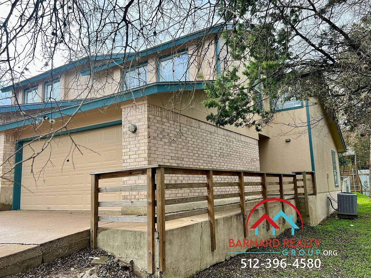 Building Photo - 116 Crest Dr