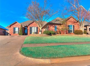 16109 Ledge Ln, Edmond, OK 73013