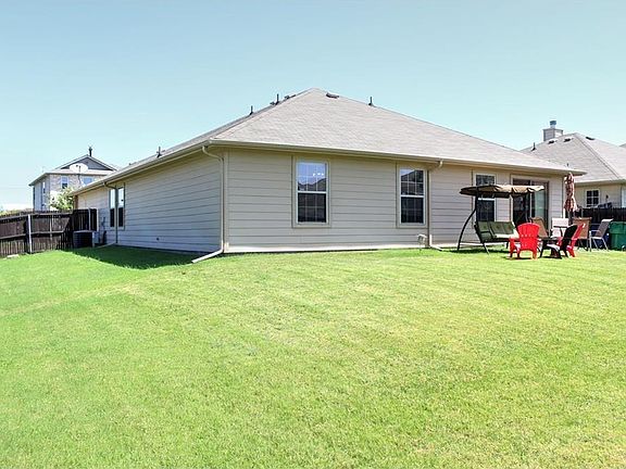 2nd image of 7117 Dove Tail Dr
