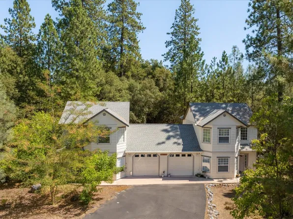 22125 Becky River Ln, Columbia, CA 95310