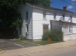 51 E Church St #C, Sandwich, IL 60548