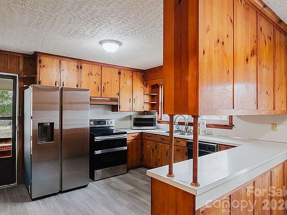 4th image of 2498 Ophir Rd