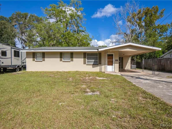 7881 W Mesa Ln, Homosassa, FL 34448