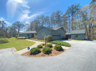105 Woodbine Ct, Greenwood, SC 29649