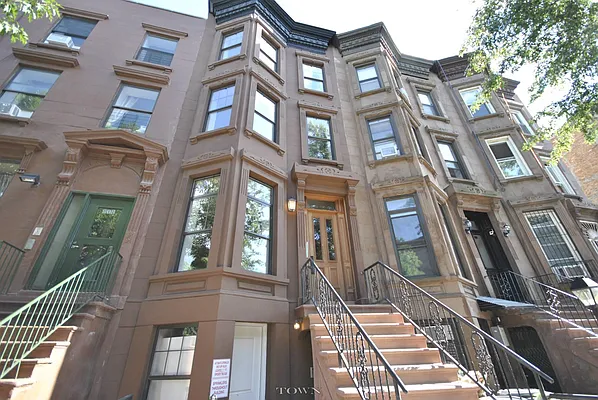 Rented by Town Residential | media 49