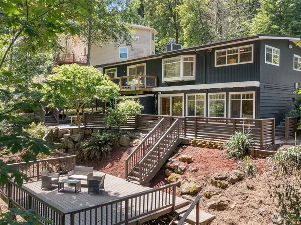 15936 76th Place NE, Kenmore, WA 98028