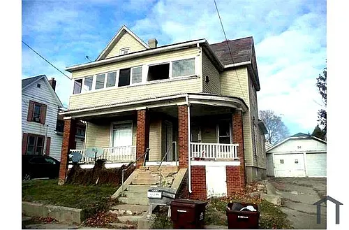 758 W Pleasant St #1 Photo 1
