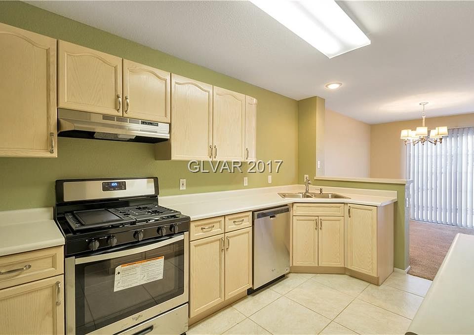 1st image of 1021 Academy Dr