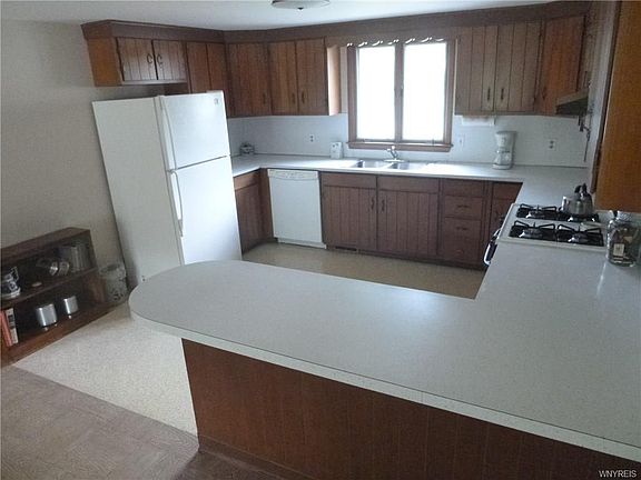 4th image of 6714 Vail Dr