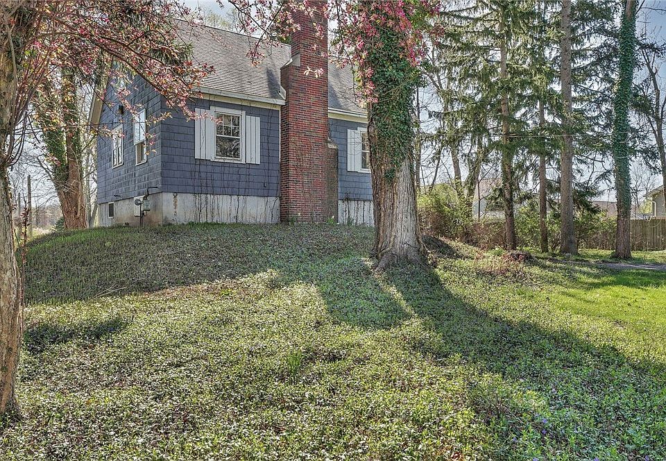 1st image of 501 Campbell Blvd