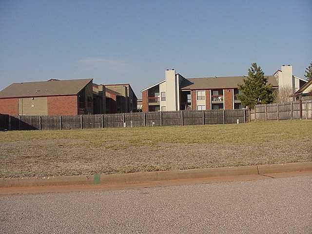 1st image of Silvertree Dr Lot 25