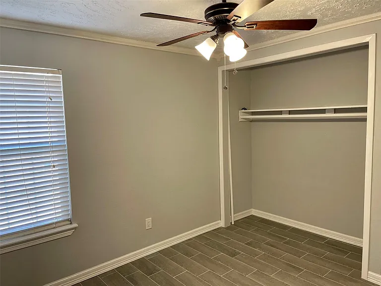 9415 Westacre Pl — Photo 25