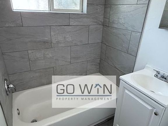 2nd image of 2310 E Roosevelt St APT 11