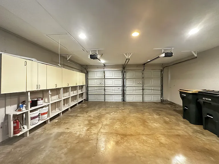 8426 Glen Ct — Photo 42