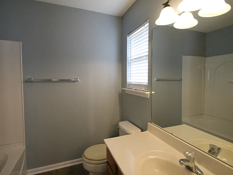 1364 Walnut Hill Dr — Photo 25