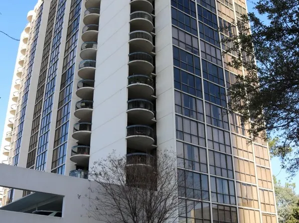 5001 Woodway Dr Unit 104, Houston, TX 77056